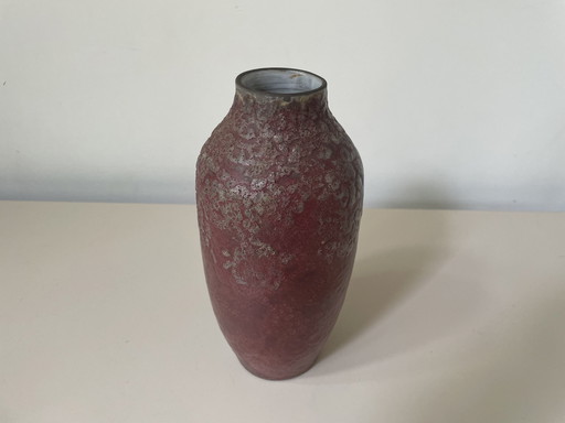 Vase en poterie d'art vintage