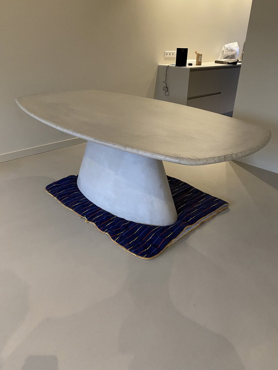 Image 1 of Table de salle à manger Goossens Stone Danish Oval