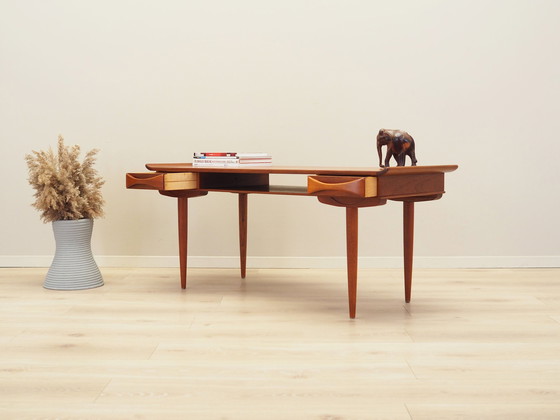 Image 1 of Table basse en teck, Design danois, 1970S, Production : Danemark