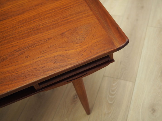 Image 1 of Table basse en teck, Design danois, 1970S, Production : Danemark