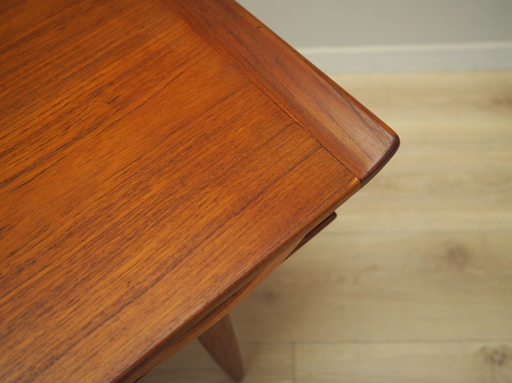 Image 1 of Table basse en teck, Design danois, 1970S, Production : Danemark