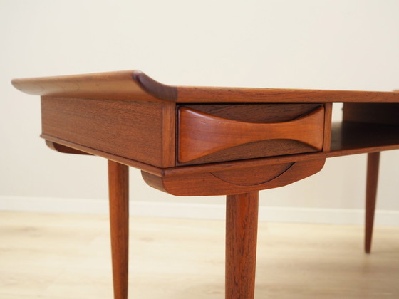 Image 1 of Table basse en teck, Design danois, 1970S, Production : Danemark