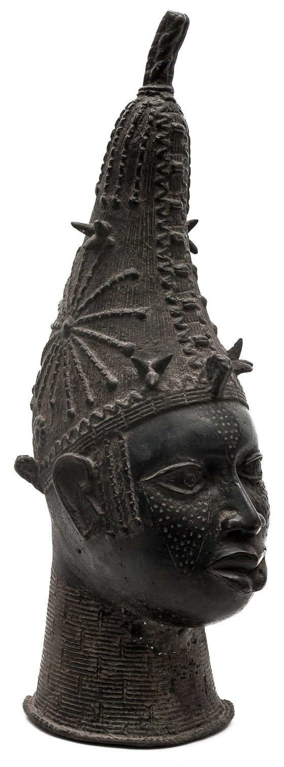 Image 1 of Tête De Reine Iyoba