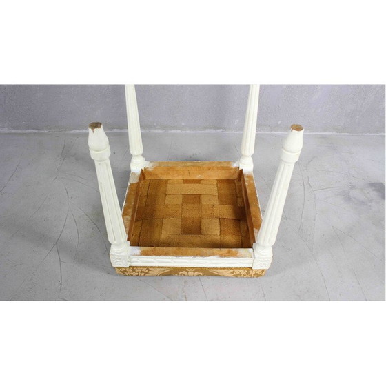 Image 1 of Repose-pieds gustavien vintage en bois et tissu floral, années 1950