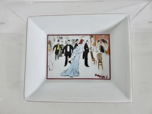 Cendrier " Maxim'S " De Paris En Porcelaine