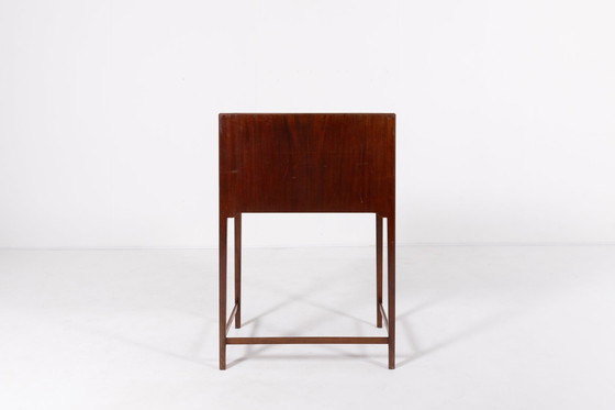 Image 1 of Bureau debout danois moderne du Mid Century de Frits Henningsen