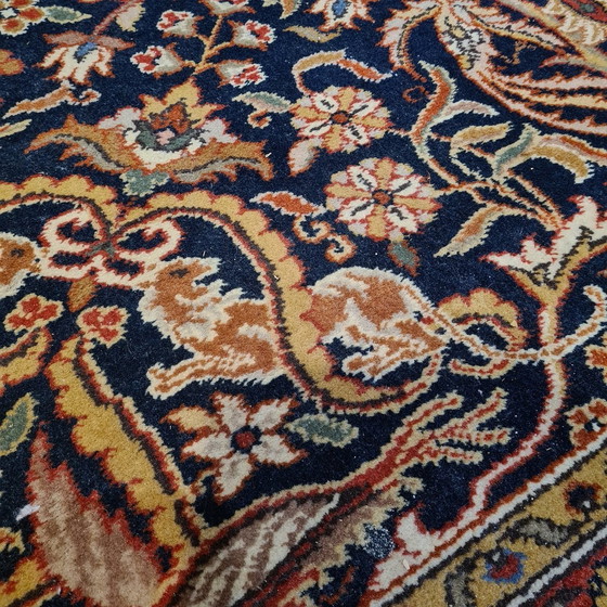 Image 1 of Tapis indien avec mélange de motifs "Isfahan"/"Kechan" années 1980