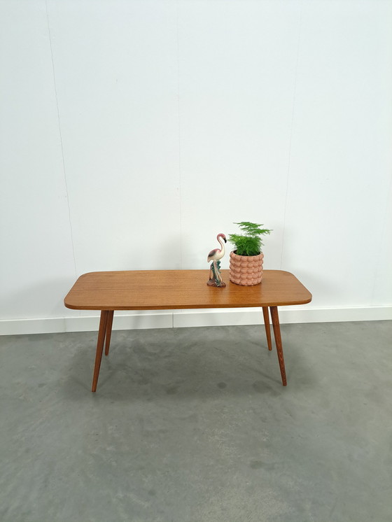 Image 1 of Table basse en placage de teck