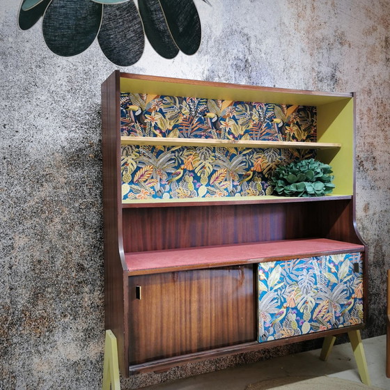 Image 1 of Buffet Vintage, Pieds Asymétriques