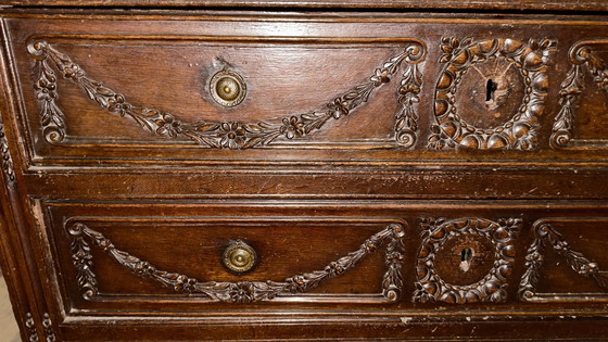 Image 1 of Commode ancienne de style Louis Xvi