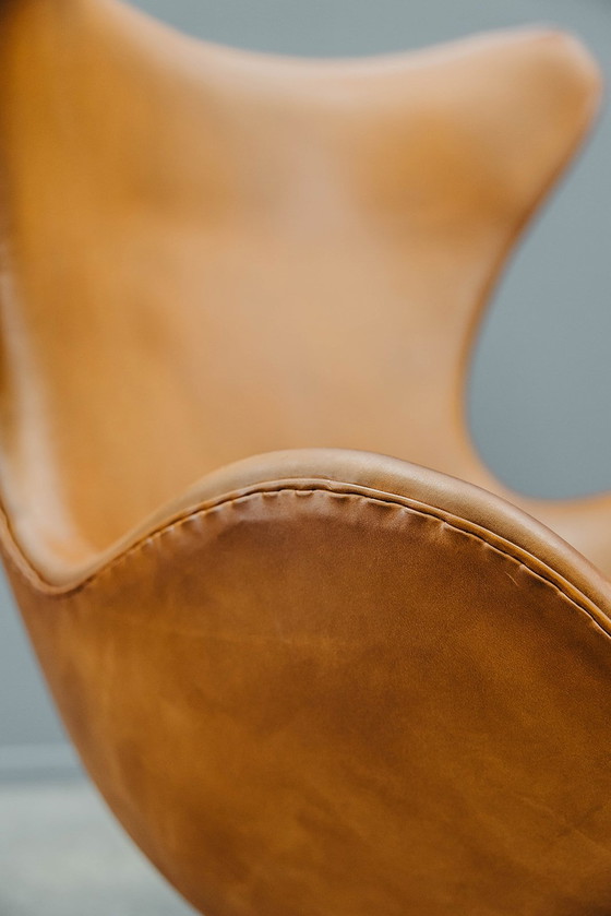 Image 1 of Fritz Hansen Egg Chair By Arne Jacobsen