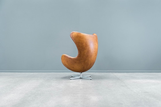 Image 1 of Fritz Hansen Egg Chair By Arne Jacobsen