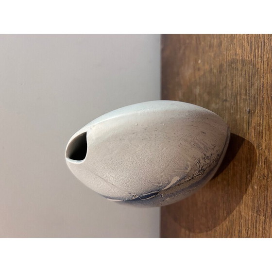 Image 1 of Vase vintage en céramique blanche et bleue, 1980