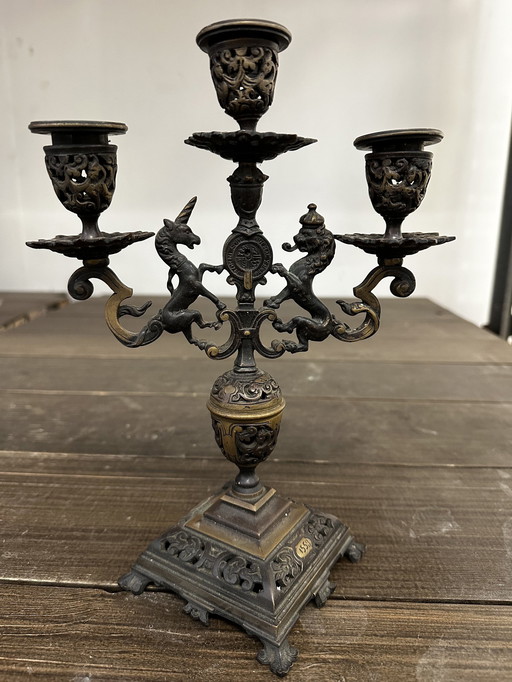 Chandelier En Bronze Du 19 E , Réplique Du 16 E Siècle 