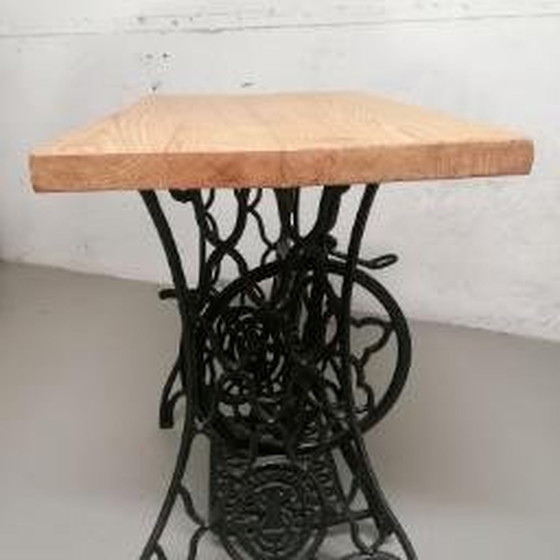 Image 1 of Table de bistrot ou d'appoint Modèle Singer