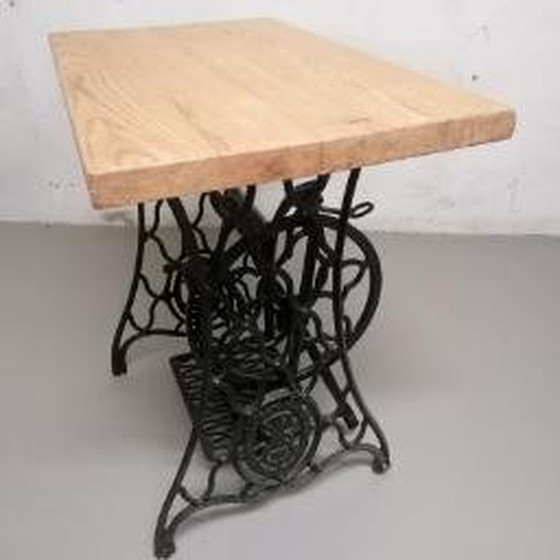 Image 1 of Table de bistrot ou d'appoint Modèle Singer