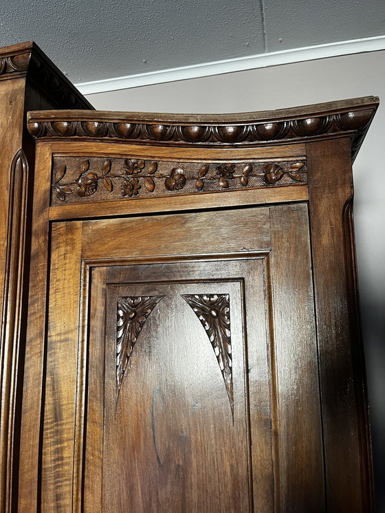 Image 1 of Armoire Art Nouveau