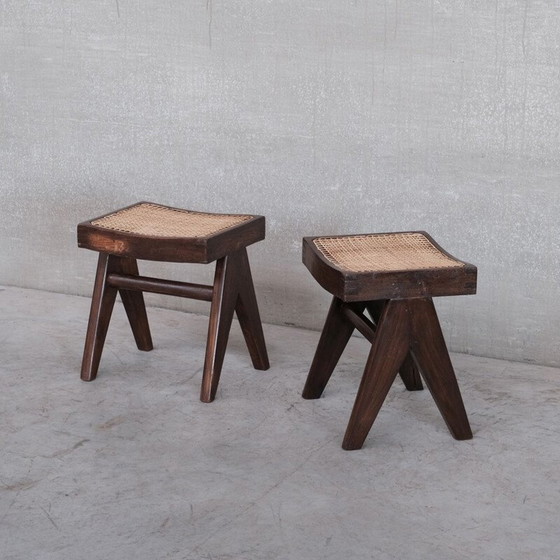 Image 1 of 2x Chandigarh tabourets vintage en teck "Pj-Si-34-A"