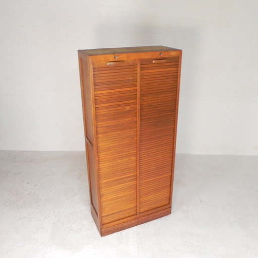 Armoire à volets roulants en chêne avec 2 volets, hauteur 181 cm