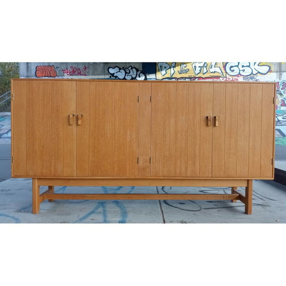 Image 1 of Buffet haut vintage danois en bois de chêne par Kurt Ostervig pour Kp Möbler