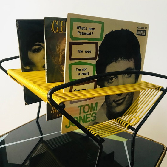Image 1 of Rangement Vinyles Vintage • Support 33T/45T • Métal Laqué • Scoubidou • 1950-1960