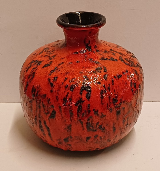 Image 1 of Vase Fat Lava Grafich Ortenburg