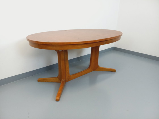 Image 1 of Table À Manger Ovale Baumann Vintage Des Années 60 70 En Bois D’Orme Clair Avec 2 Rallonges