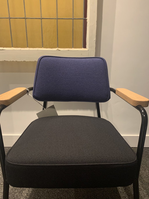 Vitra Jean Prouvé Arm Chair