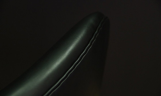 Image 1 of Chaise Egg, Design danois, Designer : Arne Jacobsen, Fabricant : Fritz Hansen