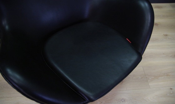 Image 1 of Chaise Egg, Design danois, Designer : Arne Jacobsen, Fabricant : Fritz Hansen