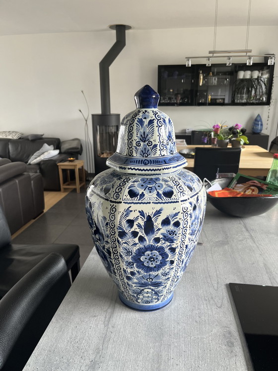 Image 1 of Vase Delft