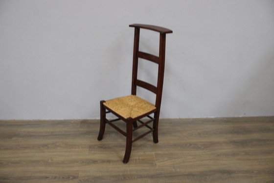 Image 1 of Chaise de prière antique avec siège en osier