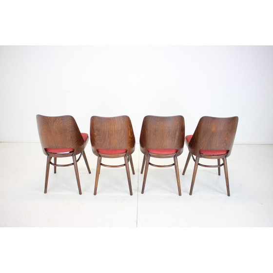 Image 1 of Ensemble de 4 chaises de salle à manger vintage en bois et tissu par Oswald Haerdtl pour Thonet, Tchécoslovaquie années 1960