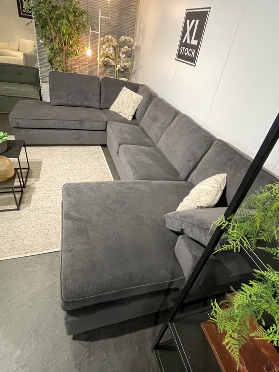 Image 1 of Xl Stock U-Bank