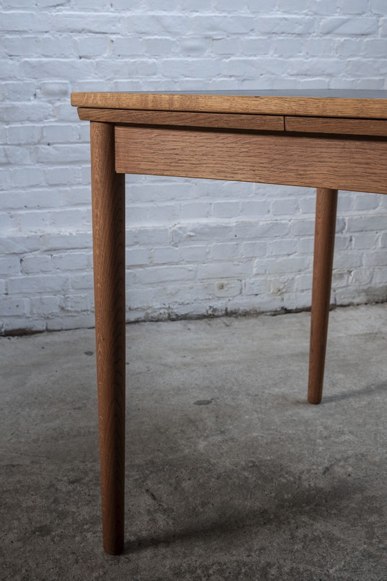 Image 1 of Table de jeu et de salle à manger en chêne de Poul Hundevad, Danemark, années 1960