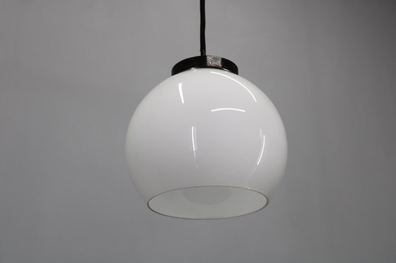 Image 1 of Pendentif vintage Art Déco en verre et laiton, Tchécoslovaquie, 1930's