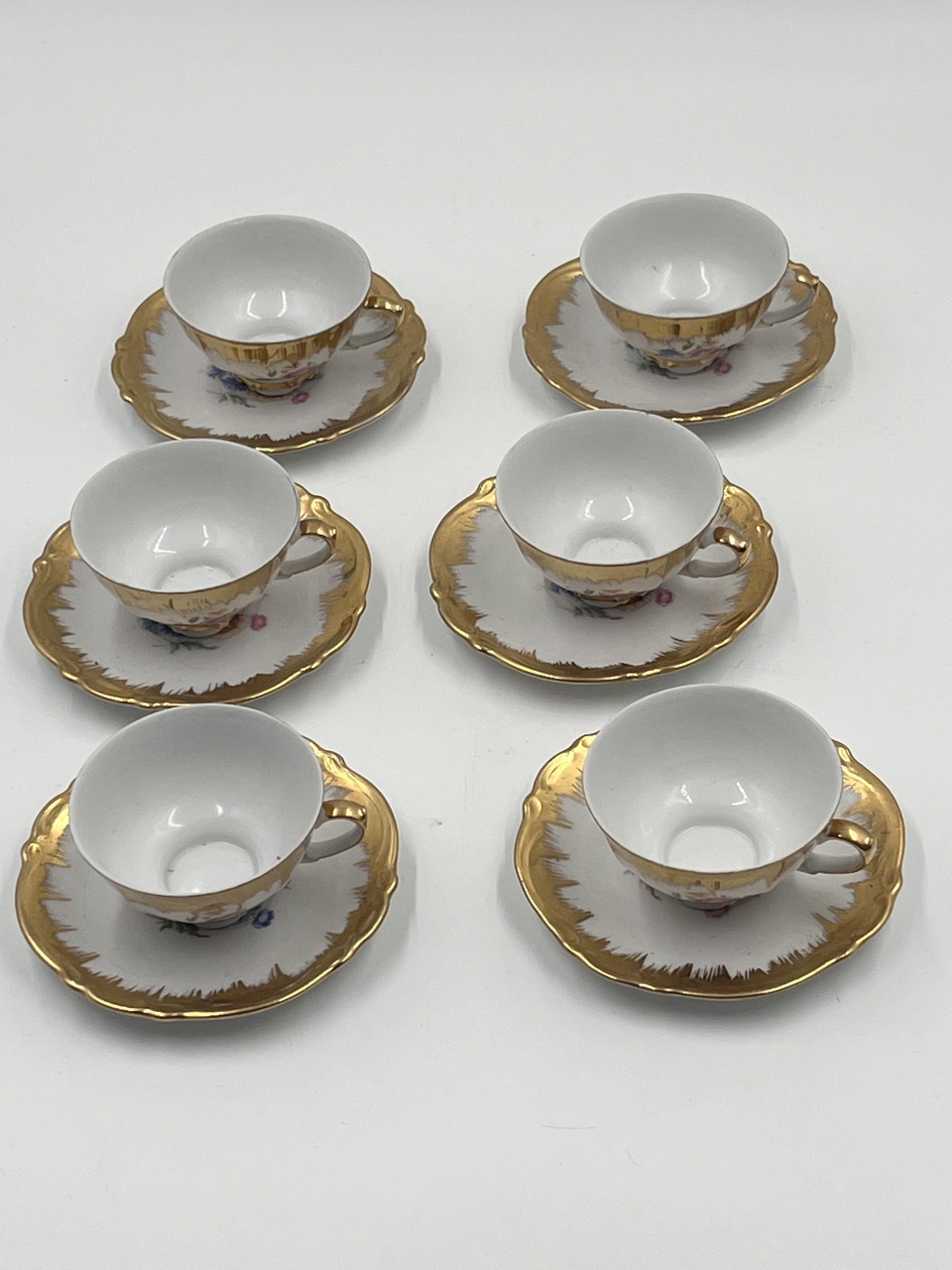 2 anciennes tasses en porcelaine Bavaria c f G motif oiseau et papillon