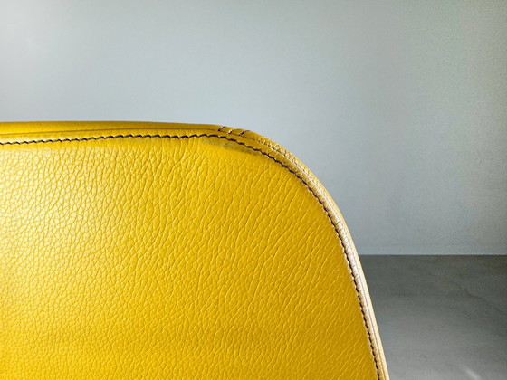 Image 1 of Original Moroso Fauteuil Cuir Jaune Patricia Urquiola Pivotant