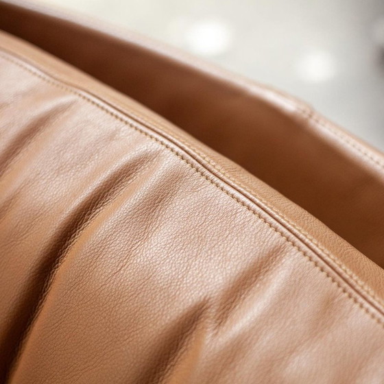 Image 1 of Fauteuil Palmaria en cuir vintage par Vico Magistretti pour Cassina, 1995