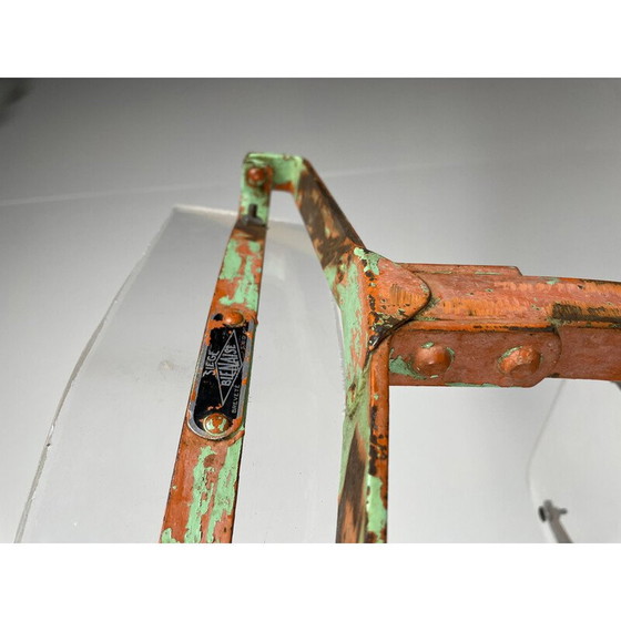 Image 1 of Chaise d'atelier vintage en plexiglas épais, 1980