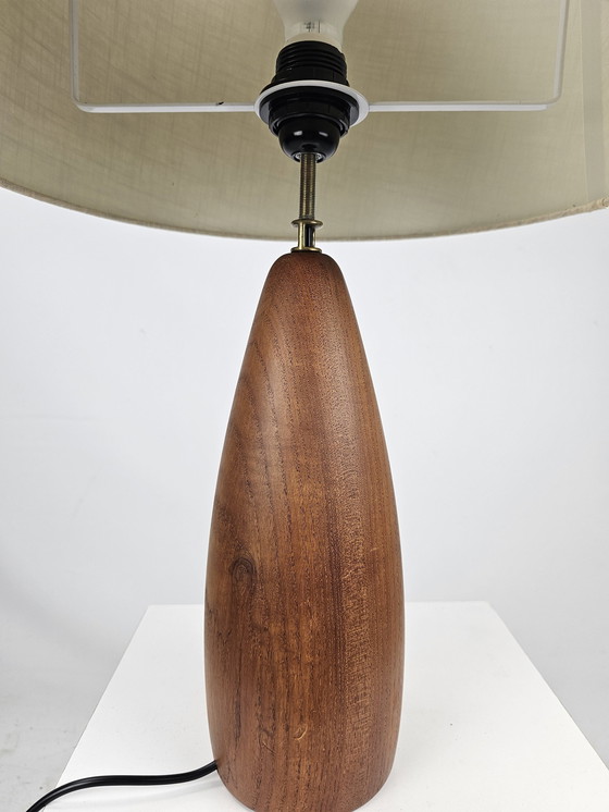 Image 1 of Lampe de table en teck Design danois