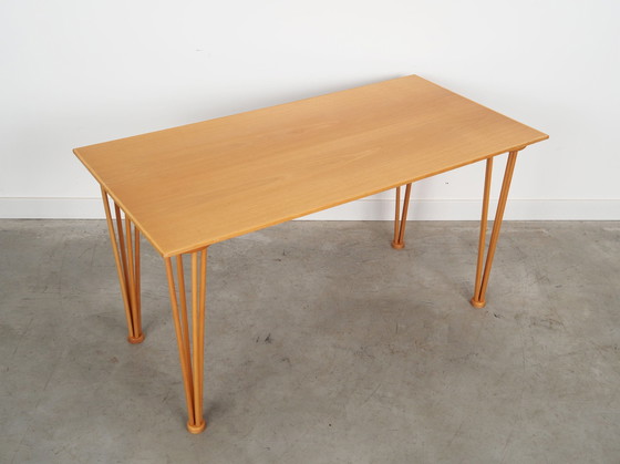 Image 1 of Table en frêne, Design danois, 1970S, Production : Danemark