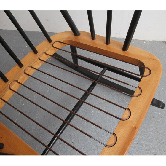 Image 1 of Fauteuil à bascule vintage scandinave des années 1950