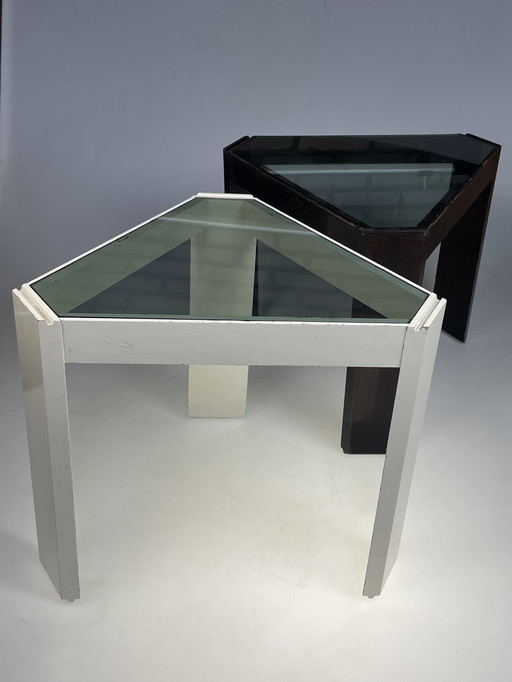 Ensemble de tables d'appoint triangulaires, Porada Arredi, Italie, 1970's, noir et blanc