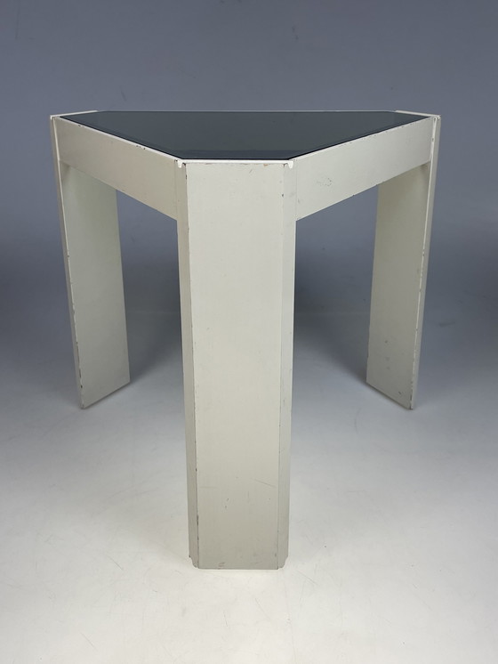 Image 1 of Ensemble de tables d'appoint triangulaires, Porada Arredi, Italie, 1970's, noir et blanc