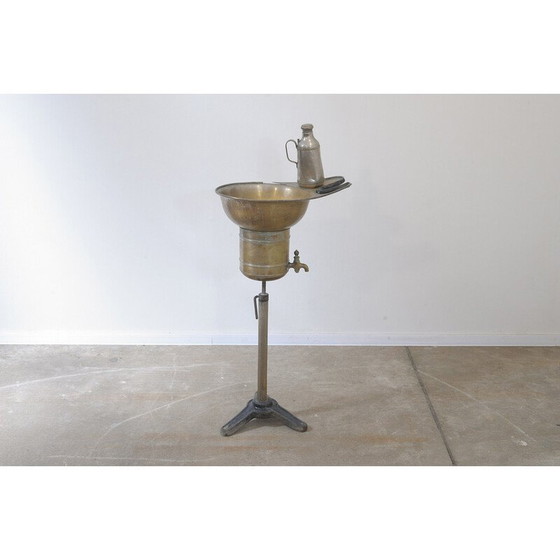 Image 1 of Lavabo de coiffeur vintage en métal chromé