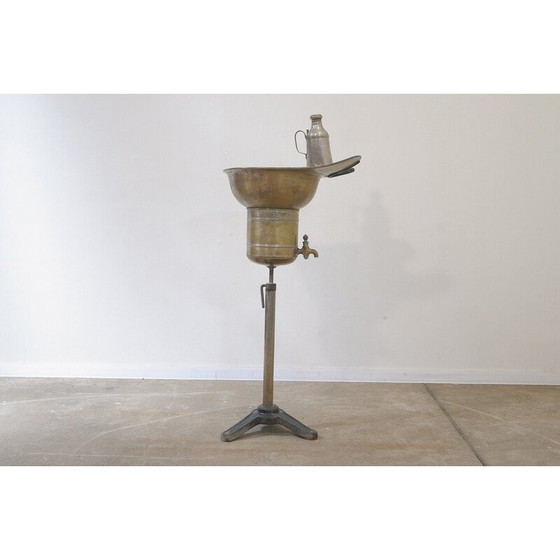 Image 1 of Lavabo de coiffeur vintage en métal chromé