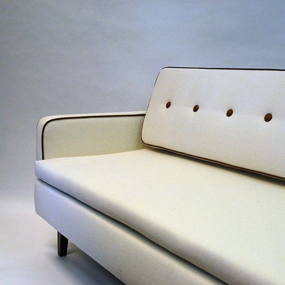 Image 1 of Canapé et lit de jour vintage en laine blanche par Ire Möbler Suède années 1950