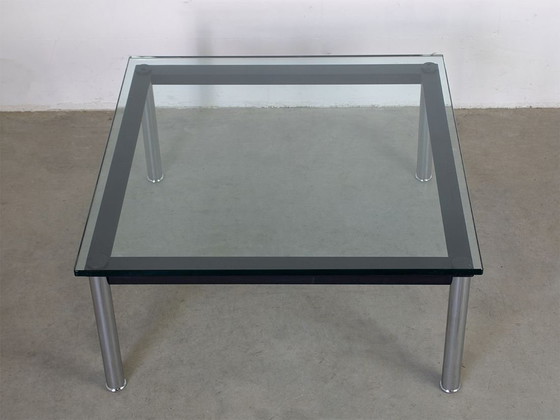 Image 1 of Table basse Cassina Lc10 Design Lecorbusier