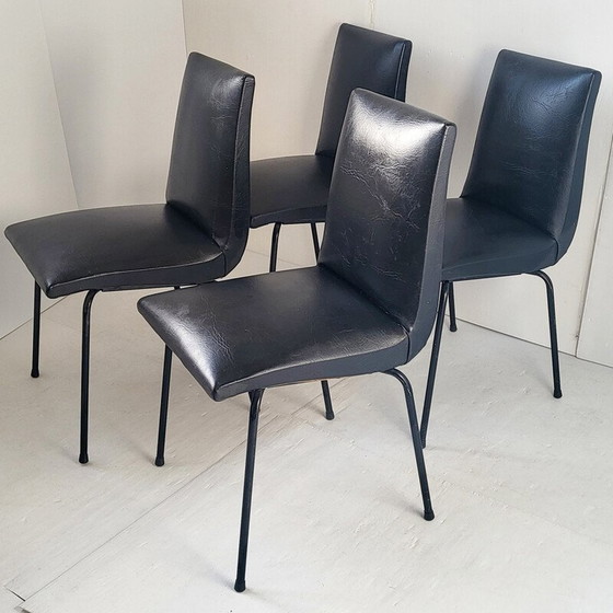 Image 1 of Ensemble de 4 chaises Meurop vintage par Pierre Guariche, 1960